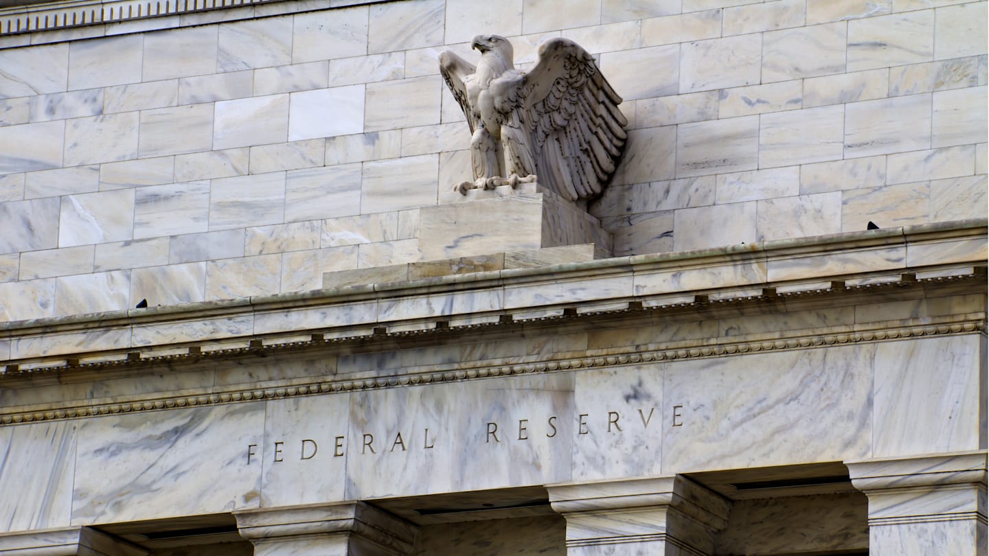 Exterior of US Federal Reserve building.