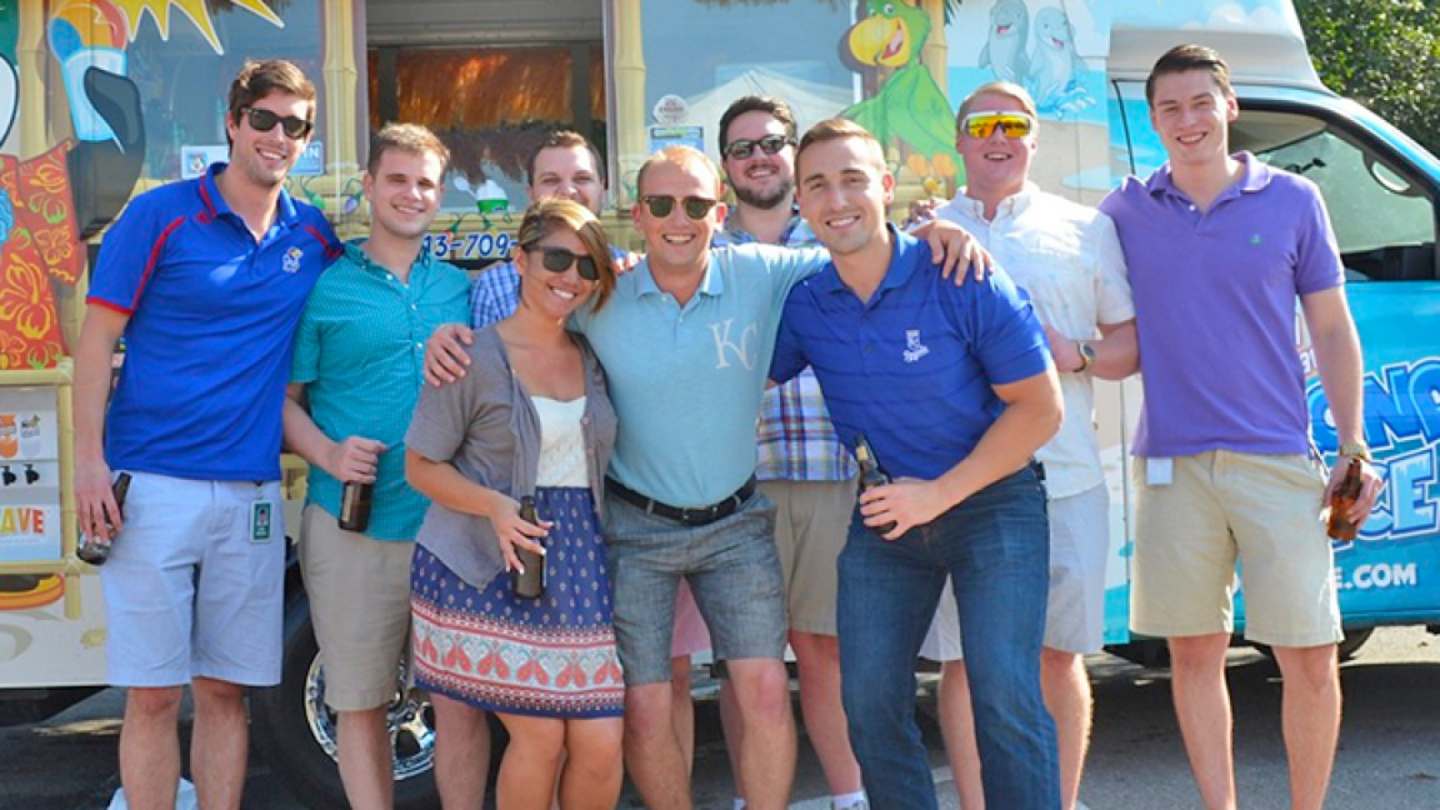 American Century employees enjoying a food truck lunch on campus.