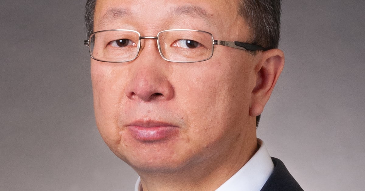 Tong Li
