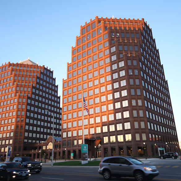 Day time view of American Century Headquarters in Kansas City, Missouri